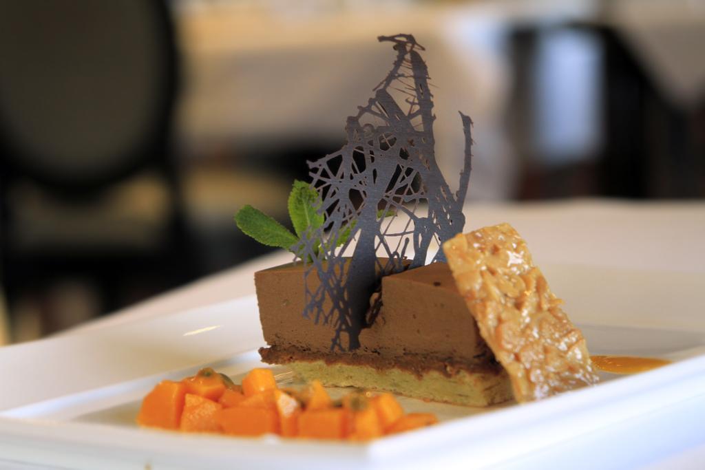 Hotel Restaurant Les Coquelicots, The Originals Relais 圣帕尔杜洛尔蒂日耶 外观 照片